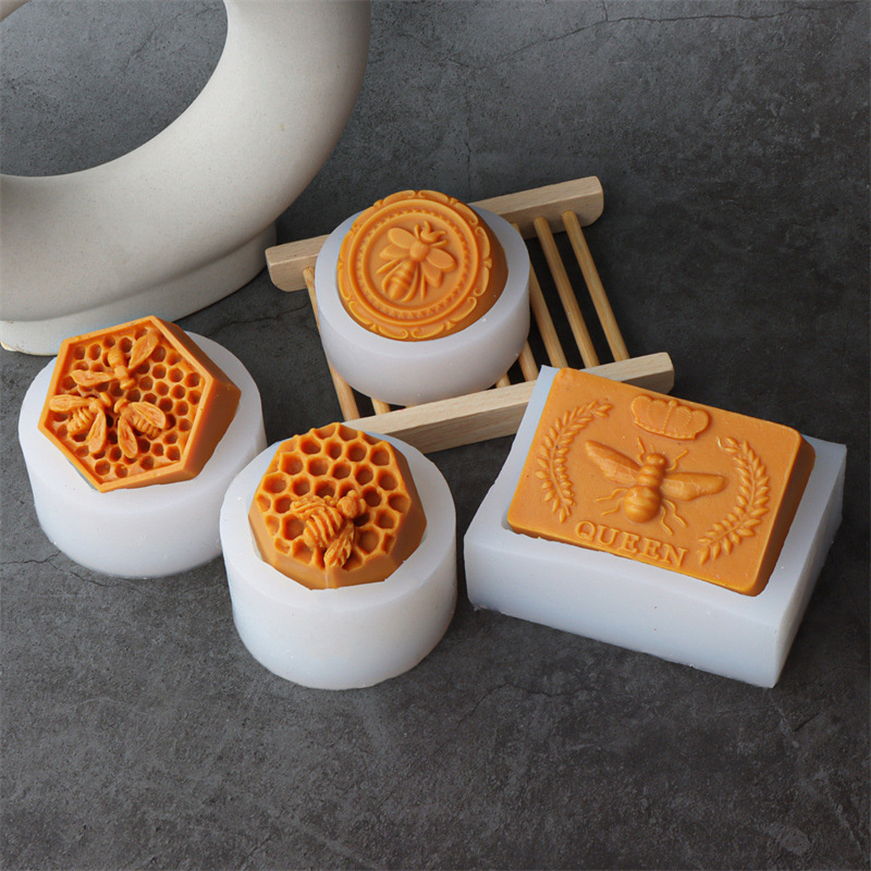 3D Flying Bee Honeycomb Candle - Soap Making Formula ulasan dan harga